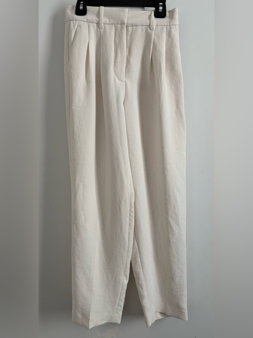 Aritzia Cream Pleated Wide-Leg Trousers